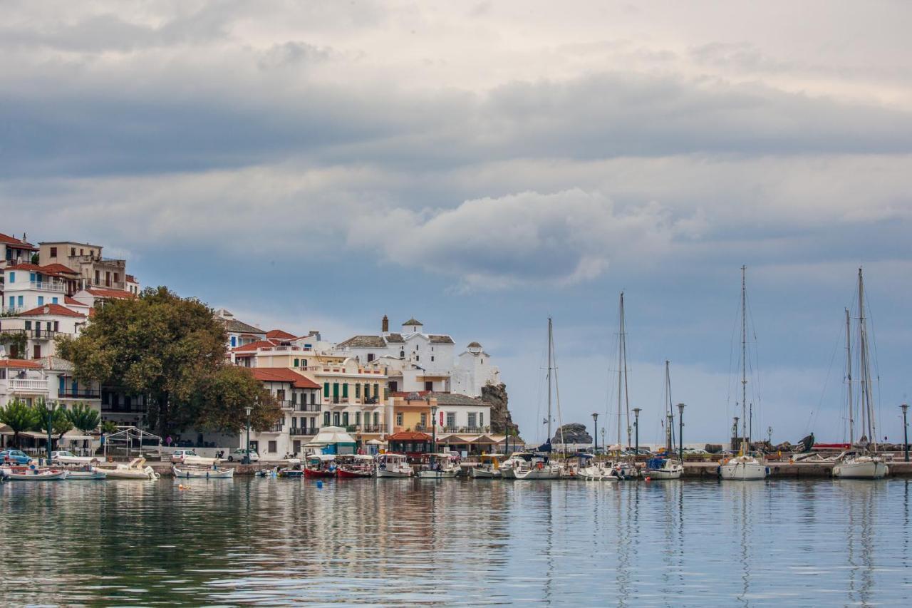 Elios Private Living Villa Нео Клима Екстериор снимка